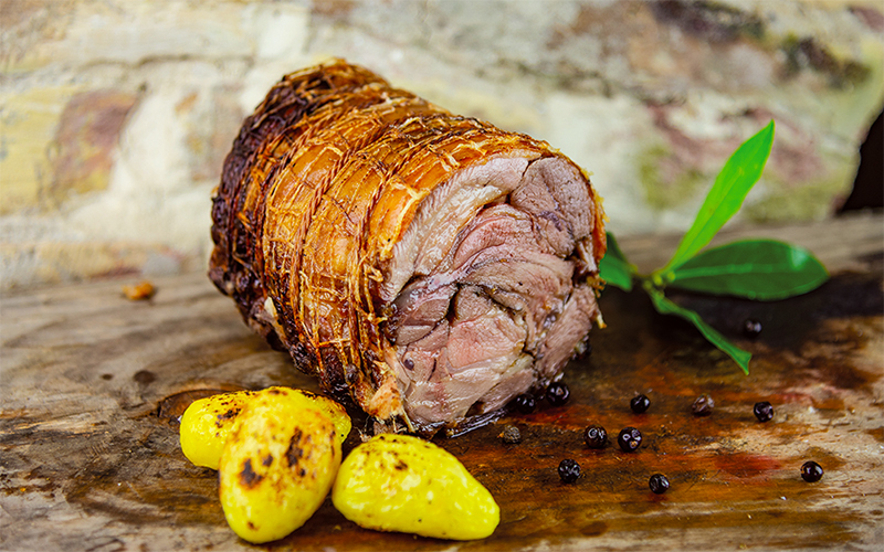 agnello-in-porchetta.jpg